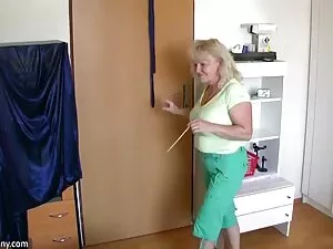 La star du porno Mir ...